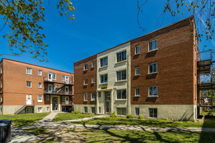 1405-1445 Ouimet Rue Apartments