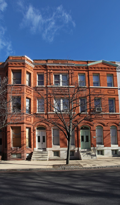 1811 Bolton St in Baltimore, MD - Foto de edificio