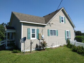 697 Okisko Rd in Elizabeth City, NC - Building Photo - Building Photo