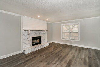 565 Bells Ferry Pl in Acworth, GA - Building Photo - Building Photo