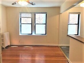 644 W Wrightwood Ave in Chicago, IL - Building Photo - Building Photo