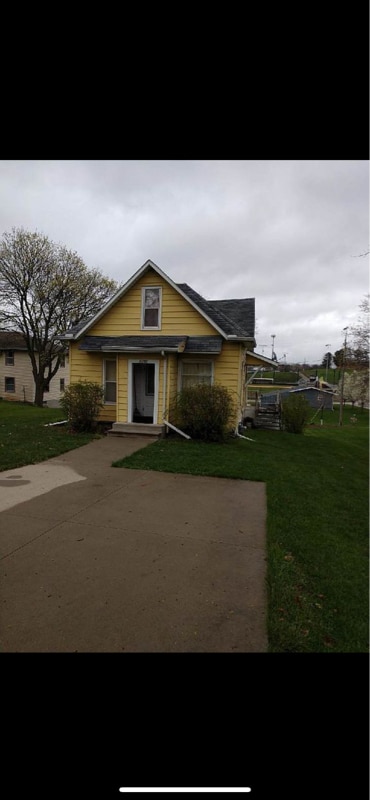 property at 1206 Elm St