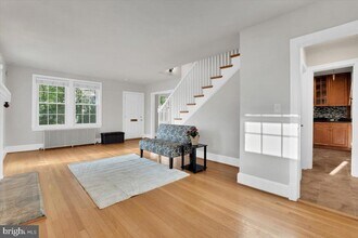 1903 Kirby Rd in McLean, VA - Building Photo - Building Photo