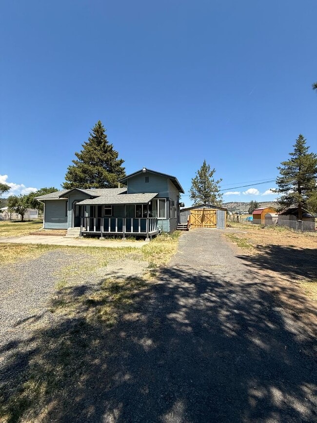 property at 5543 Balsam Dr
