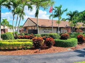 819 Sky Pine Way in Greenacres, FL - Building Photo - Building Photo