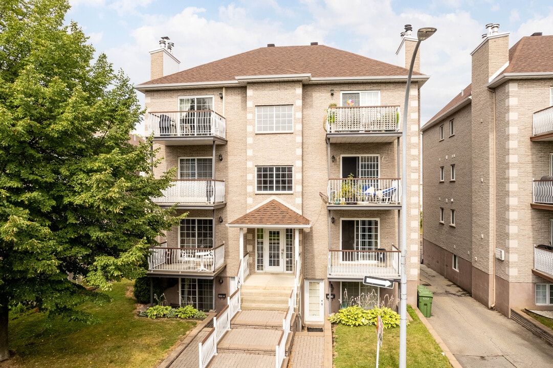 7217A Chouinard Av in Montréal, QC - Building Photo