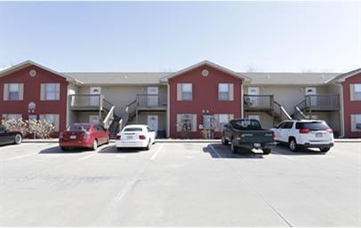 2216 S Leonard Rd in St. Joseph, MO - Building Photo - Building Photo