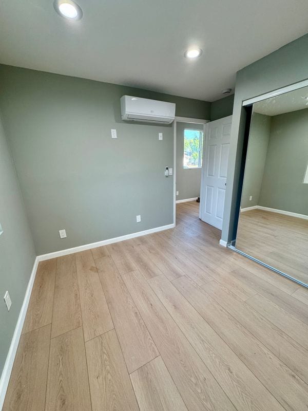 2441 St Clair Ave in Simi Valley, CA - Building Photo - Building Photo
