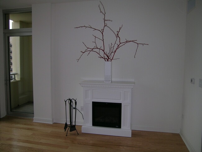 1400 S Michigan Ave, Unit 400 in Chicago, IL - Building Photo - Building Photo