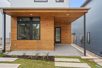 900 S 2nd St in Austin, TX - Building Photo - Building Photo