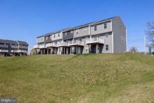 12 Secretariat Dr in Hanover, PA - Building Photo