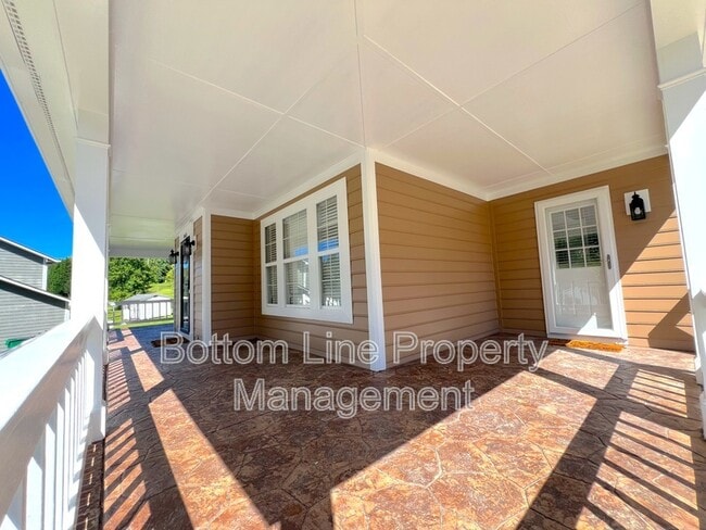 1543 Newfound Hollow Dr in Charlotte, NC - Building Photo - Building Photo