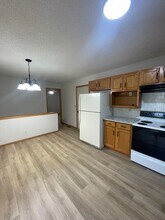514 Songbird St in Derby, KS - Building Photo - Building Photo