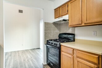 616 Greenlawn Blvd in Round Rock, TX - Building Photo - Building Photo