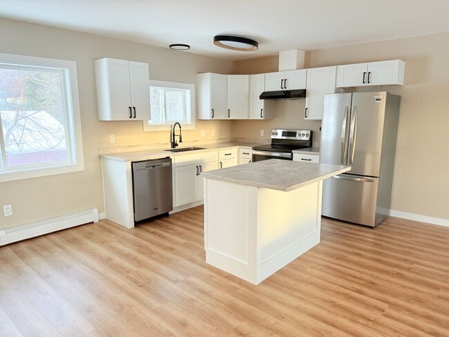 property at 1717 Aliak Dr