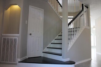 2411 Rose Hollow Dr in Katy, TX - Building Photo - Building Photo