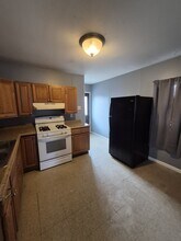 9611 Winkler Dr in St. Louis, MO - Building Photo - Building Photo