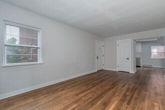 5912 Loughborough Ave in St. Louis, MO - Building Photo - Building Photo