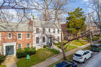 2621 39th St NW in Washington, DC - Building Photo - Building Photo