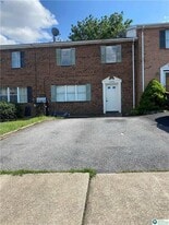 1650 Angela Dr in Bethlehem, PA - Building Photo