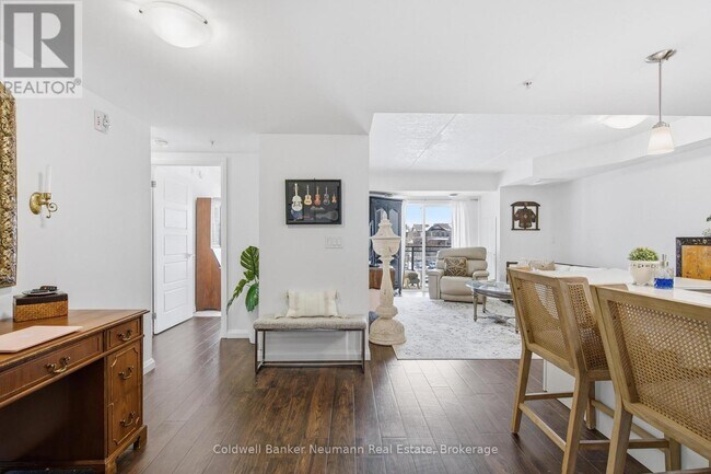 property at 17 Kay Cres