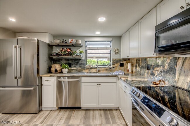15350 Moonraker Ct in North Fort Myers, FL - Building Photo - Building Photo