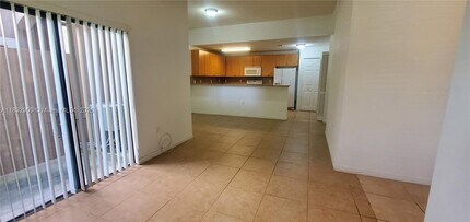22811 SW 88th Pl in Cutler Bay, FL - Building Photo - Building Photo