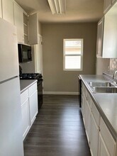 130 E 29th Ct in Des Moines, IA - Building Photo - Building Photo