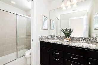 2482 Dubai St in Reunion, FL - Building Photo - Building Photo