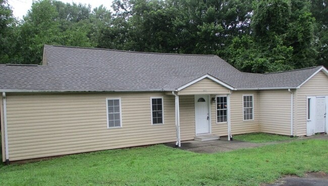 property at 863 W C St