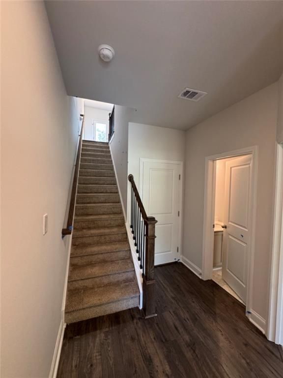1210 Ainsworth Alley in Buford, GA - Foto de edificio - Building Photo