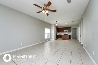 2104 Justice Ln in St. Cloud, FL - Building Photo - Building Photo