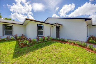 3860 Outer Dr in Naples, FL - Building Photo - Building Photo