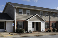 Midway Manor in Pelzer, SC - Foto de edificio - Building Photo