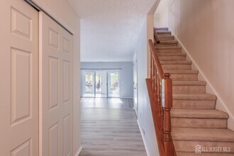 1101 Doolittle Dr in Bridgewater, NJ - Building Photo - Building Photo