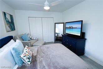646 103rd Ave N in Naples, FL - Building Photo - Building Photo