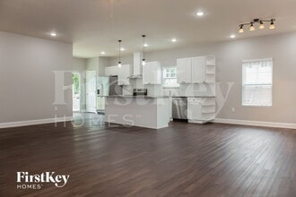 5039 Tuckaseegee Rd in Charlotte, NC - Building Photo - Building Photo