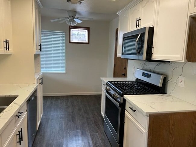 4205 41st Ave in Sacramento, CA - Building Photo - Building Photo