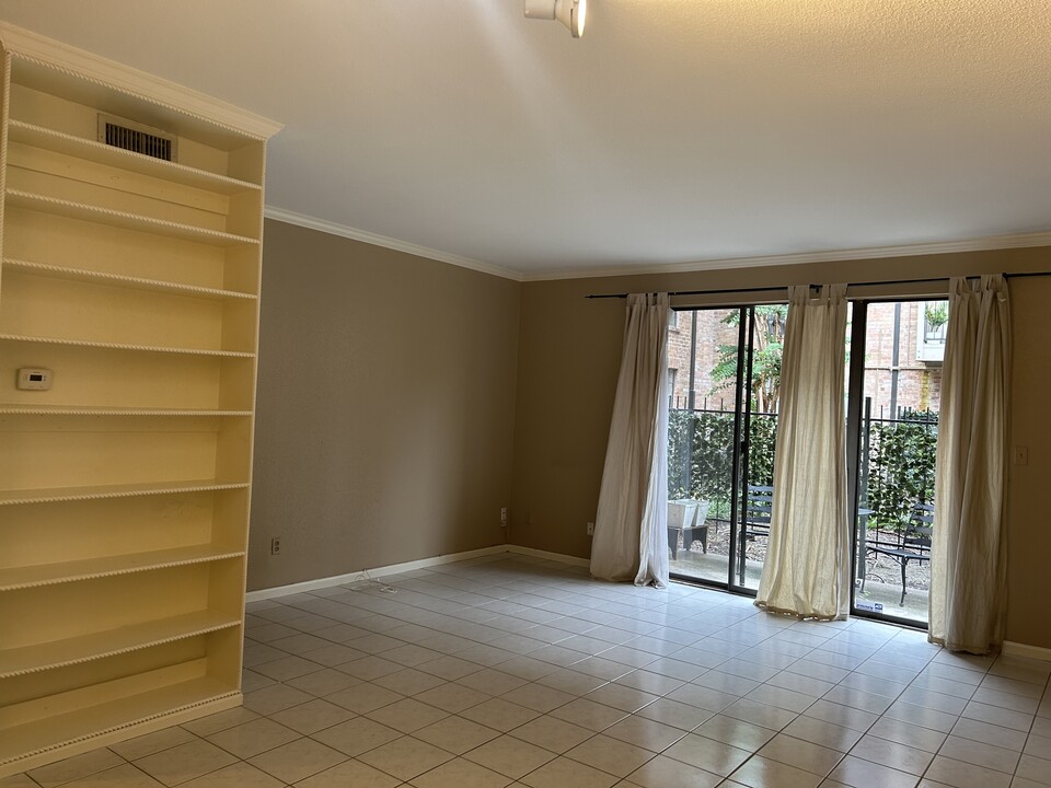 2475 Underwood St, Unit 188 in Houston, TX - Building Photo