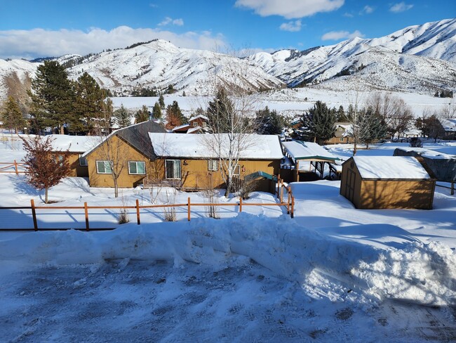 property at 41 Mores Creek Cir