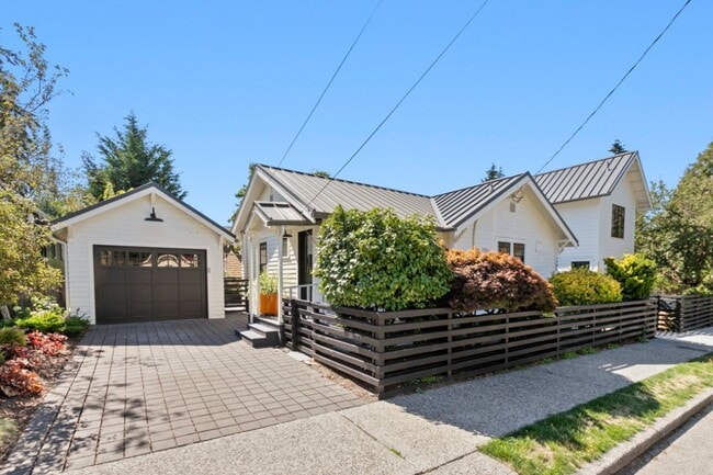 property at 1205 NE 91st St