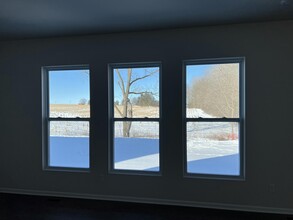 27106 Gallop Wy in Saline, MI - Building Photo - Building Photo