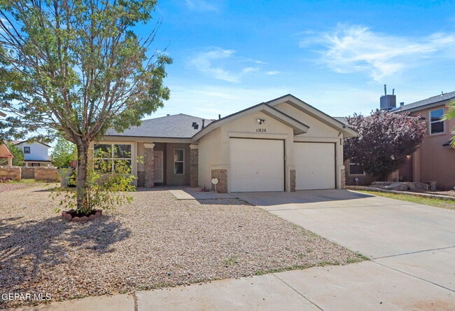 11828 Mesquite Lake Ln in El Paso, TX - Building Photo - Building Photo