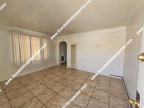 519 Pine St SE in Albuquerque, NM - Building Photo - Building Photo