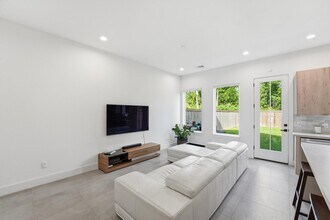 6042 Cebra St in Houston, TX - Building Photo - Building Photo