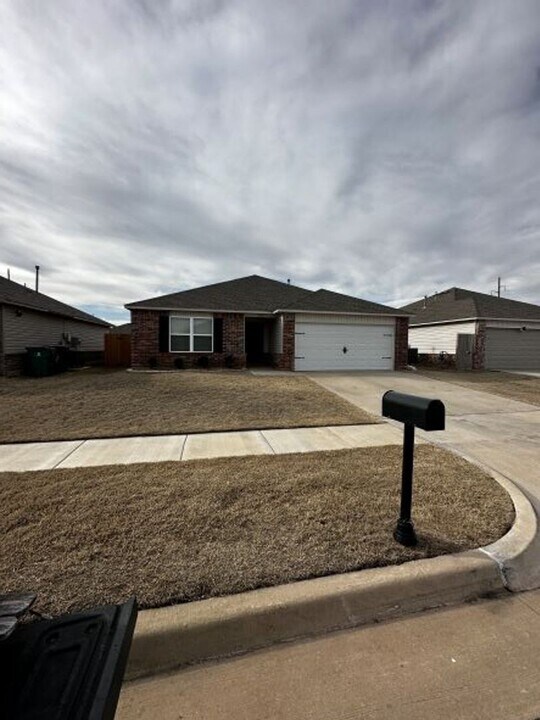 7713 Leichter Ave in Oklahoma City, OK - Building Photo