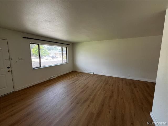 3190 W Saratoga Ave in Englewood, CO - Building Photo - Building Photo