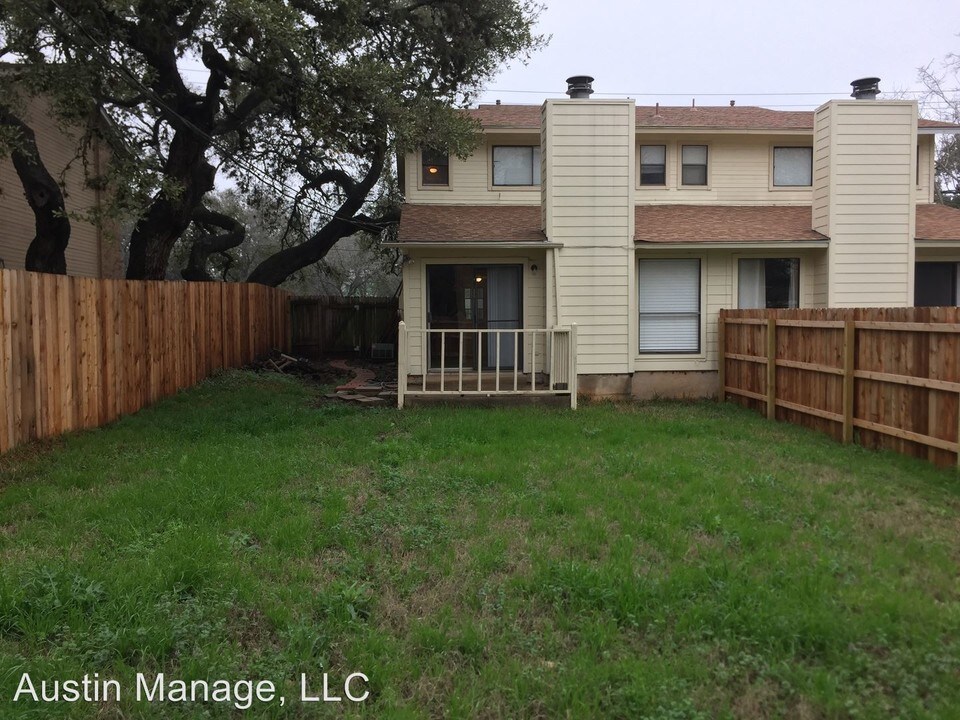 6029 Old Fredericksburg Rd in Austin, TX - Building Photo