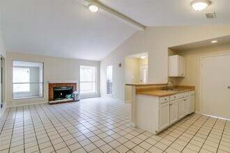 7223 Caddo Lake Ln in Houston, TX - Building Photo - Building Photo