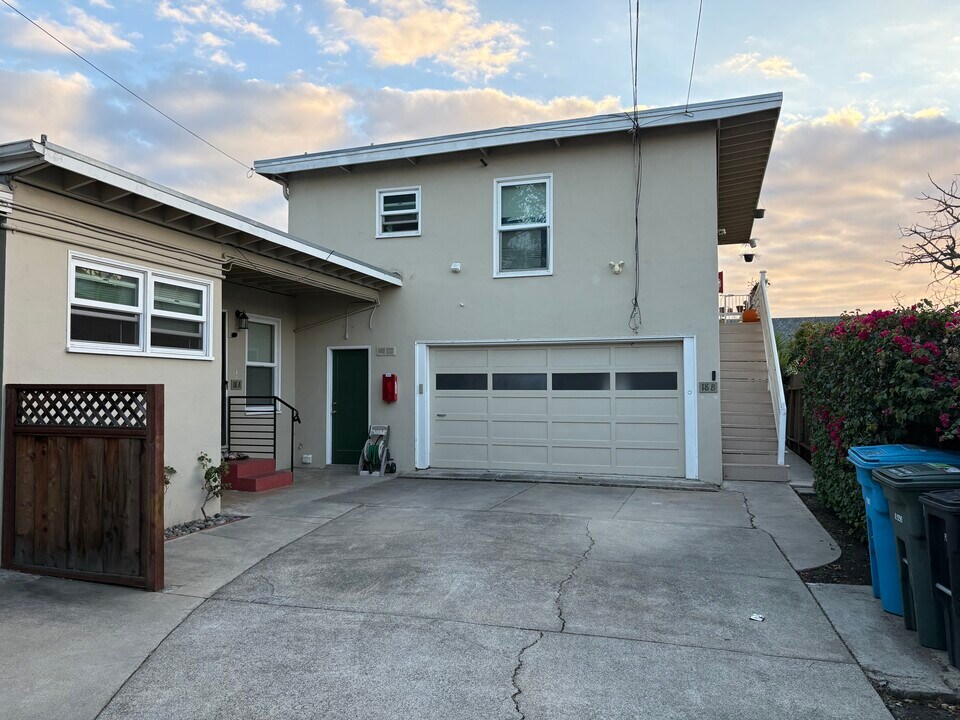 18 S Idaho St in San Mateo, CA - Building Photo